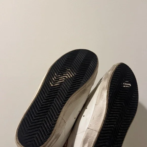 Golden Goose Sneakers Size 6 - Picture 6 of 9